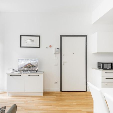 Easylife - Stile E Comfort A Due Passi Da Centrale มิลาน ภายนอก รูปภาพ