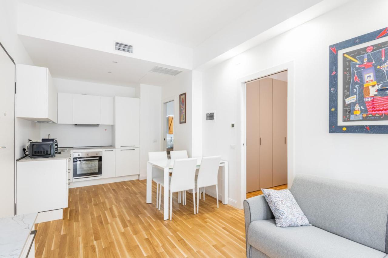 Easylife - Stile E Comfort A Due Passi Da Centrale มิลาน ภายนอก รูปภาพ